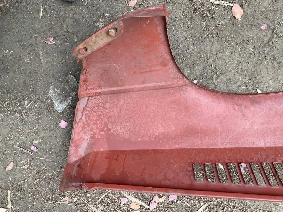 Parts & Memorabilia Bodywork - Image 3 of 9