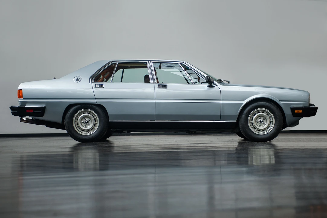 Maserati Quattroporte 3rd Gen - Image 2 of 21