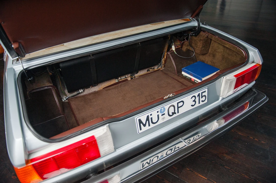 Maserati Quattroporte 3rd Gen - Image 13 of 21