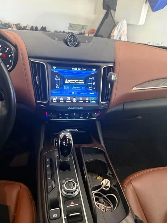 2017 Maserati Levante - Image 8 of 9