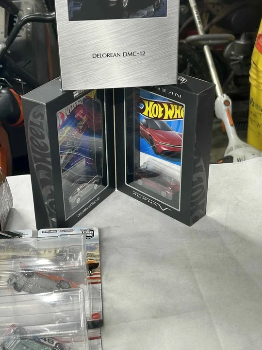 Parts & Memorabilia Scale Models - Image 3 of 10