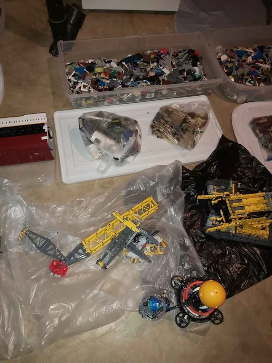Parts & Memorabilia Scale Models - Image 7 of 9