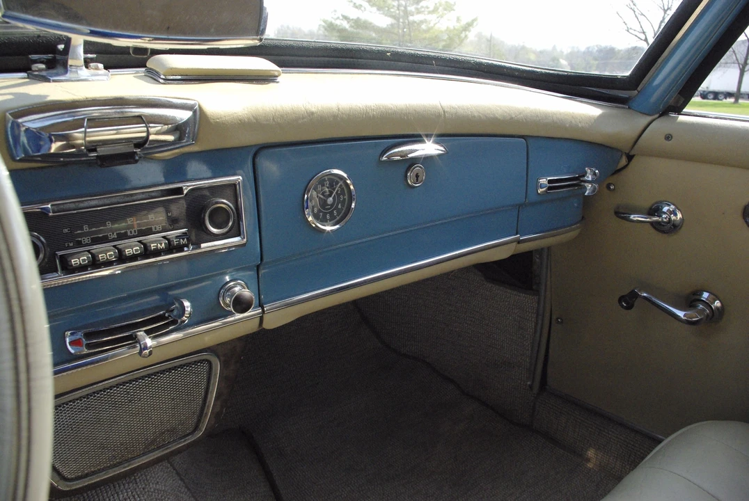 1960 Mercedes-Benz 190 SL - Image 24 of 31