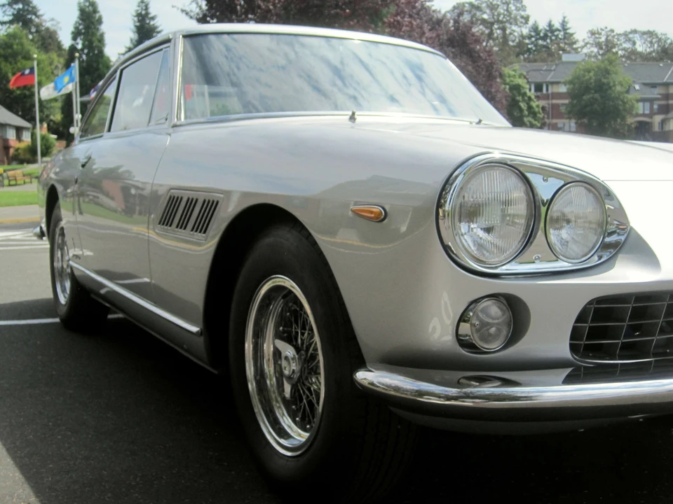 1964 Ferrari 330 GT 2+2 - Image 11 of 31