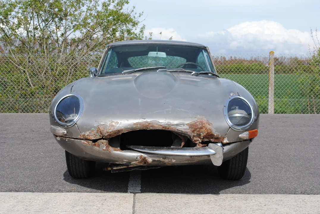 1965 Jaguar E-Type Series 1 - Image 12 of 12