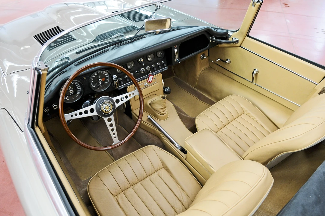 1965 Jaguar E-Type Series 1 - Image 11 of 26