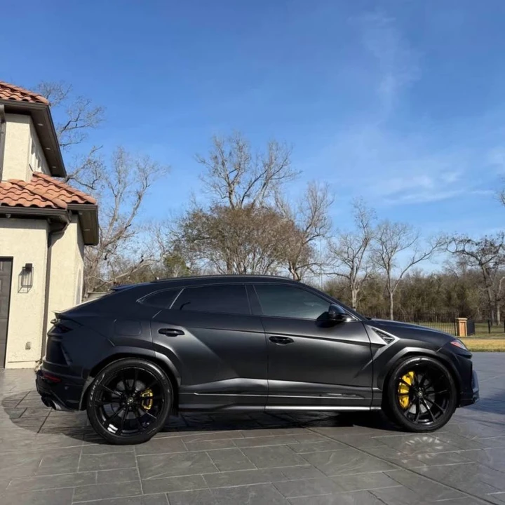 2019 Lamborghini Urus - Image 7 of 7