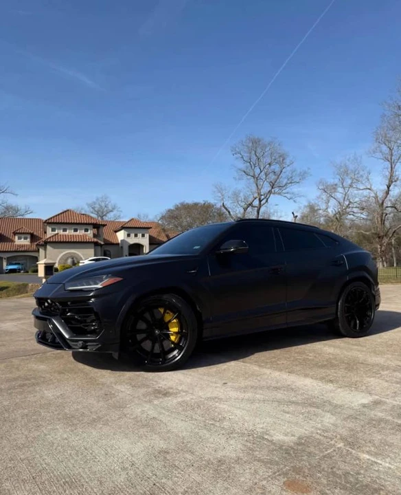 2019 Lamborghini Urus - Image 5 of 9