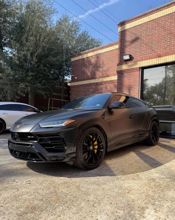 2019 Lamborghini Urus - Image 3 of 9