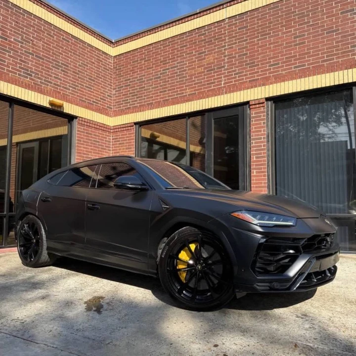 2019 Lamborghini Urus - Image 2 of 7