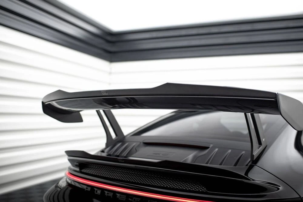2020 Parts & Memorabilia Bodywork - Image 5 of 6