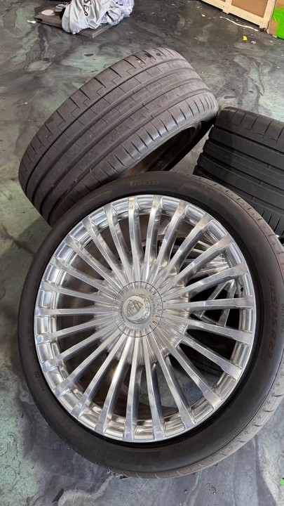 Maybach - Image 3 of 5