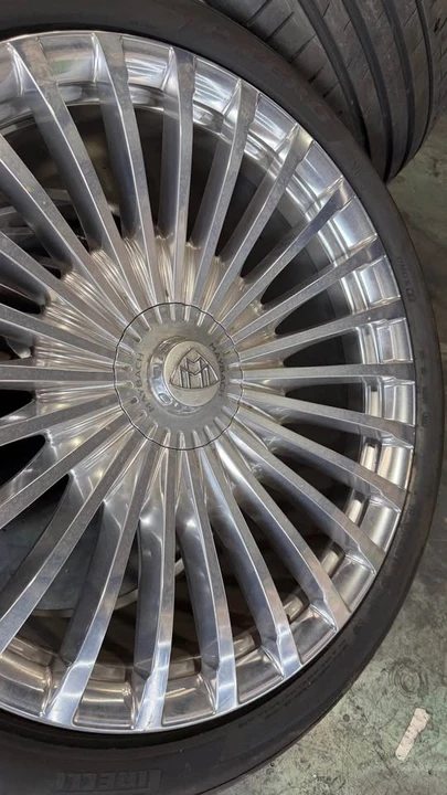 Maybach - Image 4 of 5
