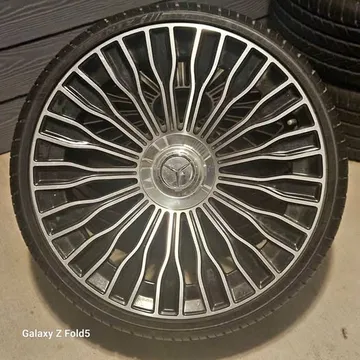 Maybach Tires 285/25ZR20 & 235/30ZR20