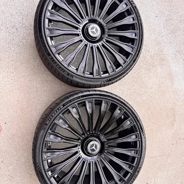 Maybach 22" Staggered Rims with Michelin Pilot Sport Tires