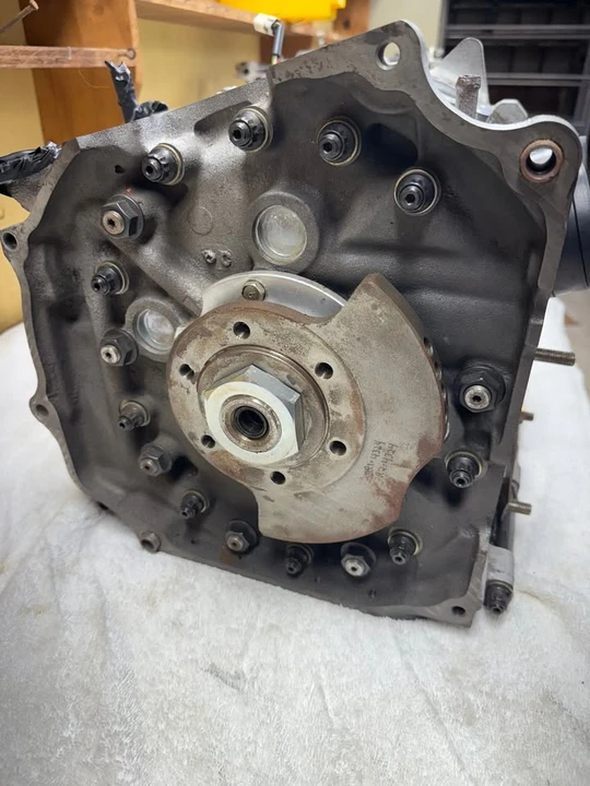Parts & Memorabilia Engines - Image 7 of 10