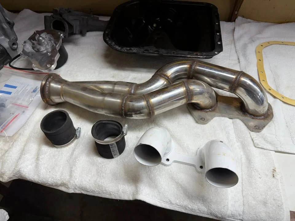 Parts & Memorabilia Engines - Image 9 of 10