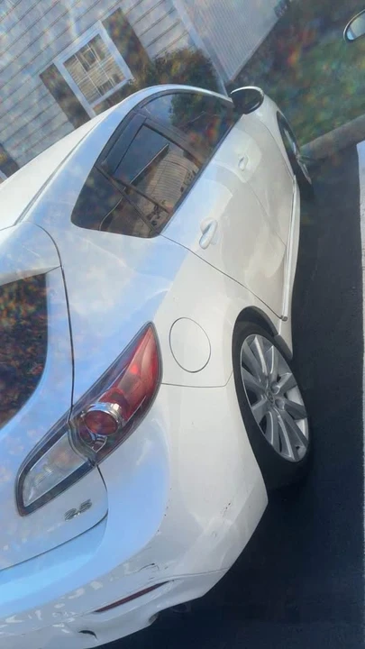 2010 Mazda Mazda 3 2nd Gen - Image 4 of 9