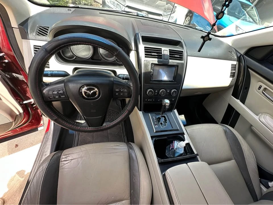2010 Mazda CX-9 - Image 2 of 6