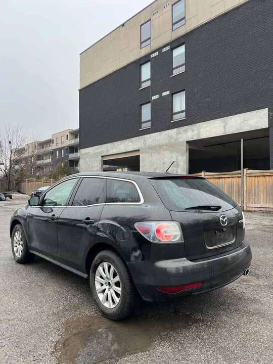 2011 Mazda CX-7 - Image 2 of 10