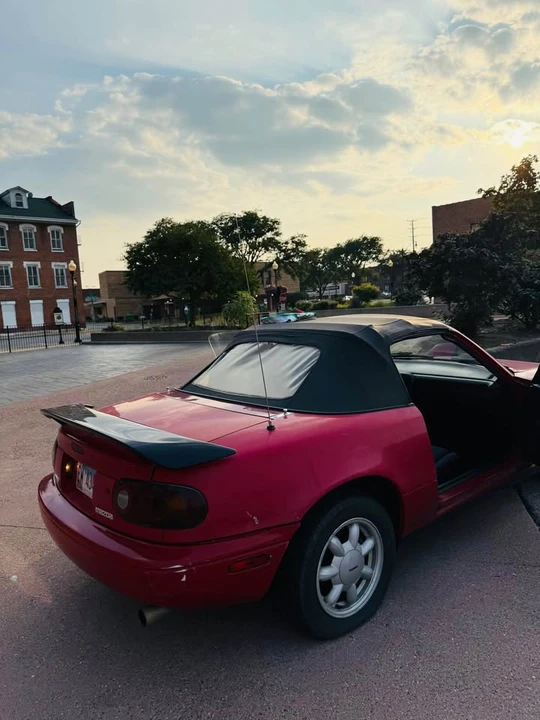 1990 Mazda NA MX-5 Miata - Image 7 of 7