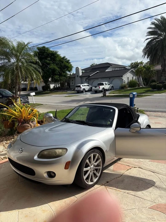 2006 Mazda NC MX-5 Miata - Image 2 of 7