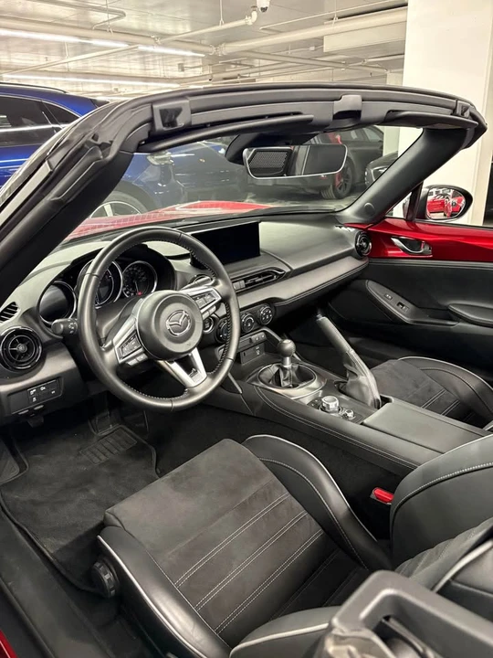 Mazda NC MX-5 Miata - Image 4 of 6