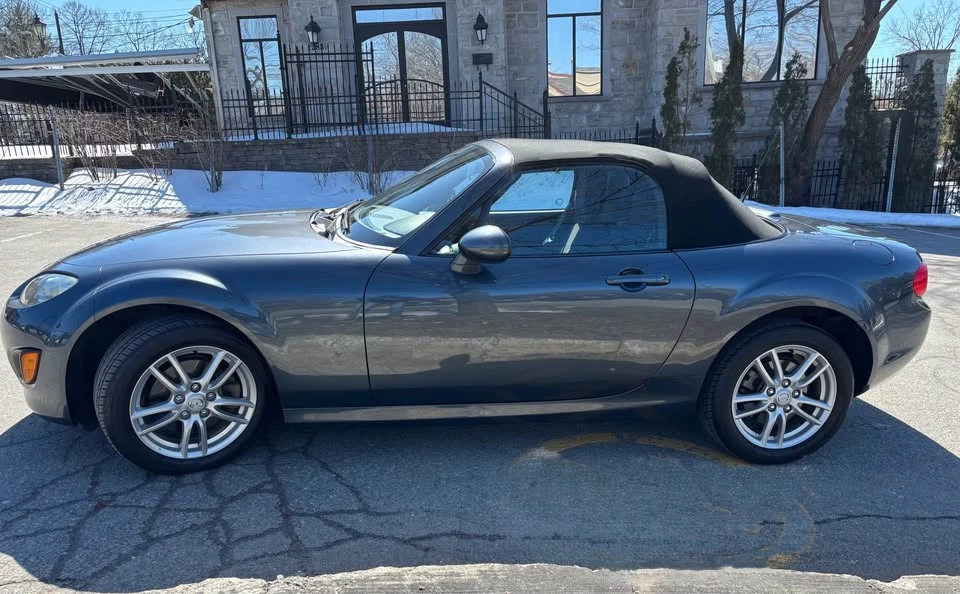 2009 Mazda NC MX-5 Miata - Image 4 of 7