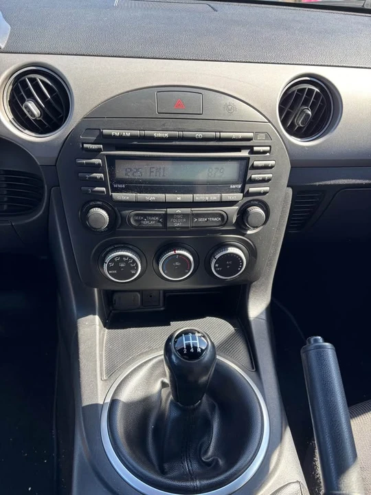 2009 Mazda NC MX-5 Miata - Image 5 of 7