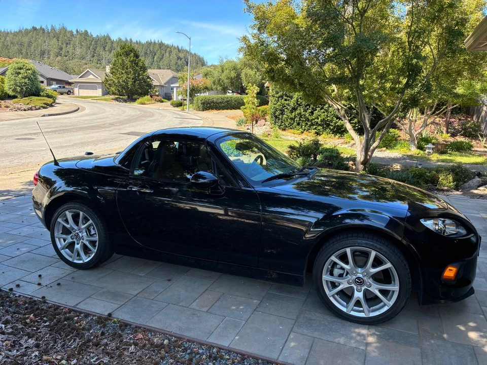 2015 Mazda NC MX-5 Miata - Image 4 of 5