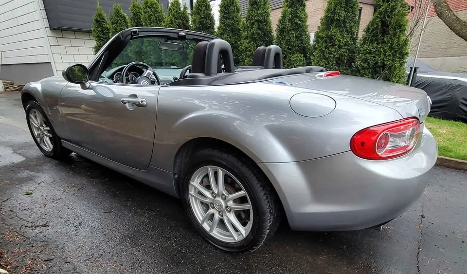 2012 Mazda NC MX-5 Miata - Image 5 of 10