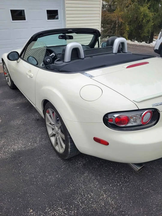2007 Mazda NC MX-5 Miata - Image 2 of 9