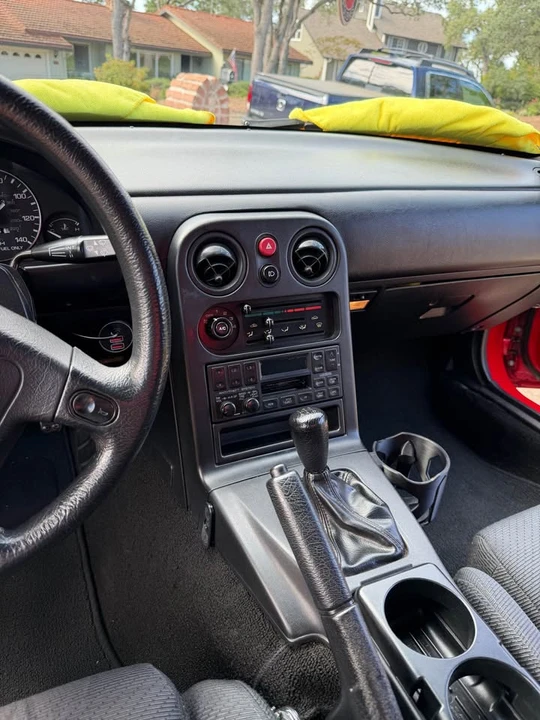 1993 Mazda NA MX-5 Miata - Image 7 of 10