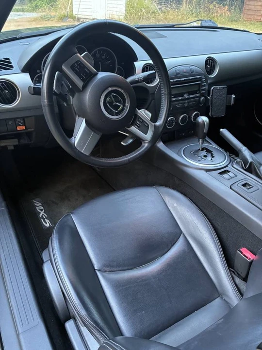 2010 Mazda NC MX-5 Miata - Image 6 of 8