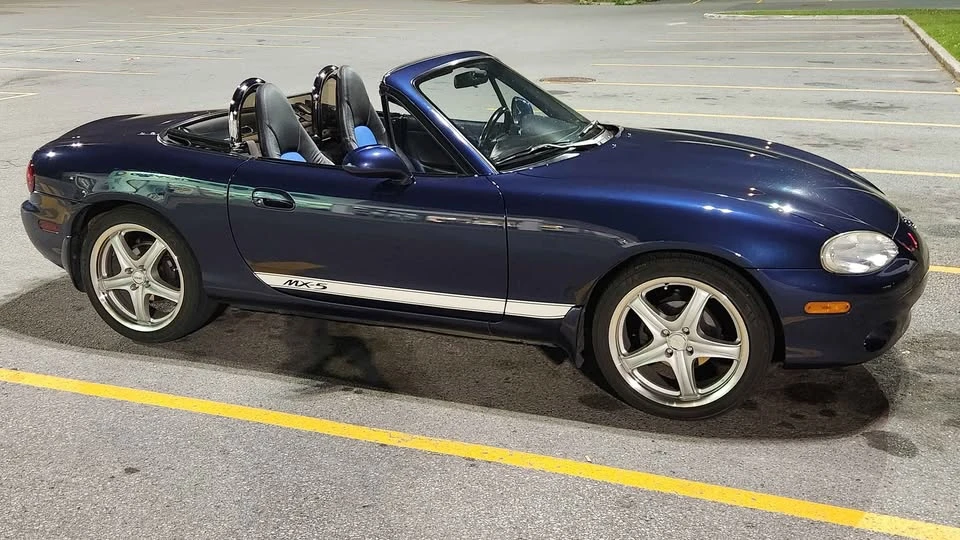 2002 Mazda NB MX-5 Miata - Image 9 of 10