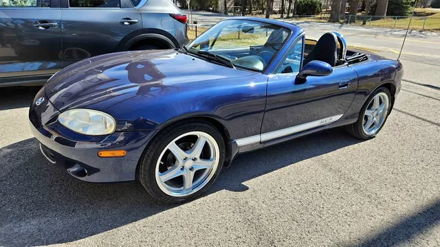 2002 Mazda MX-5 NB