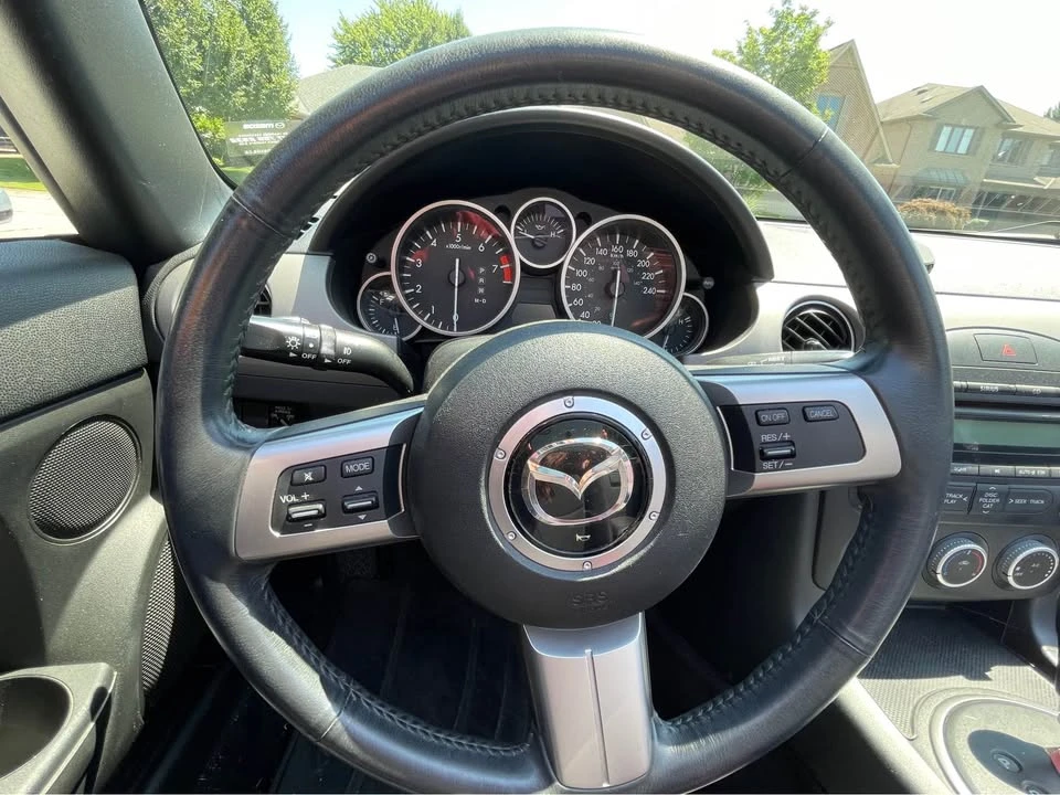 2011 Mazda MX-5 - Image 6 of 6
