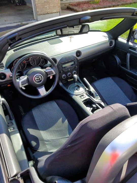 2010 Mazda NC MX-5 Miata - Image 5 of 9