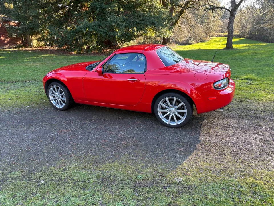 2008 Mazda NC MX-5 Miata - Image 2 of 12