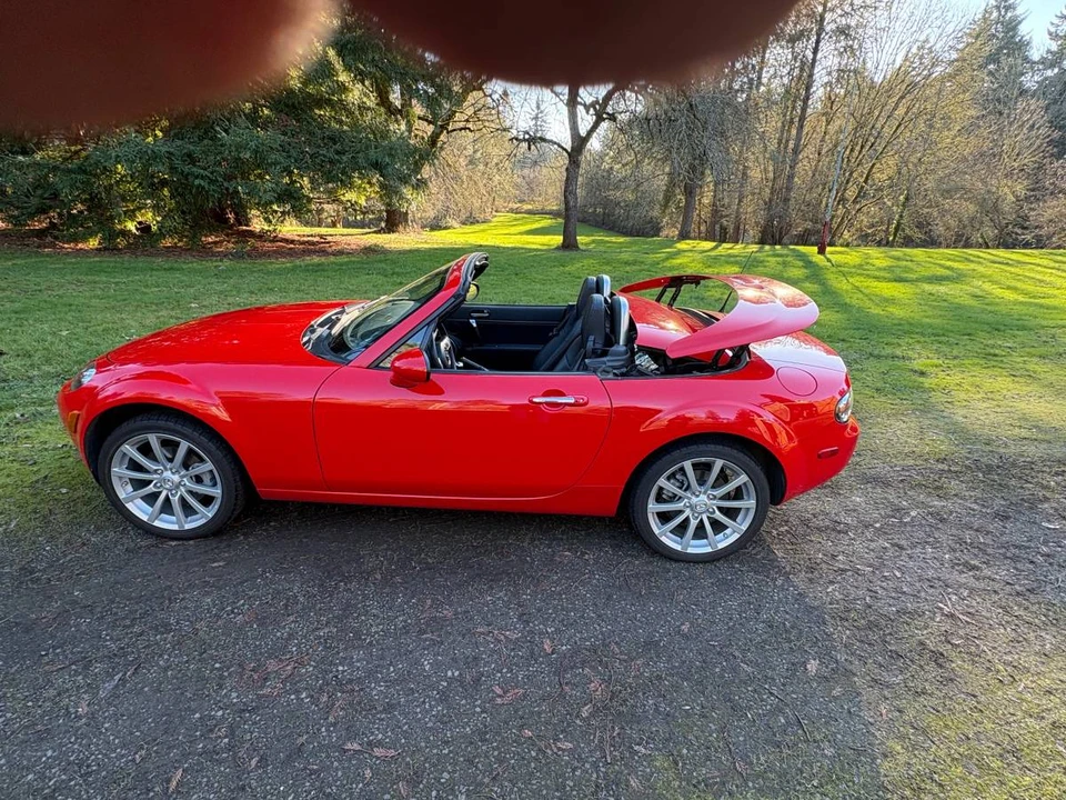 2008 Mazda NC MX-5 Miata - Image 6 of 12