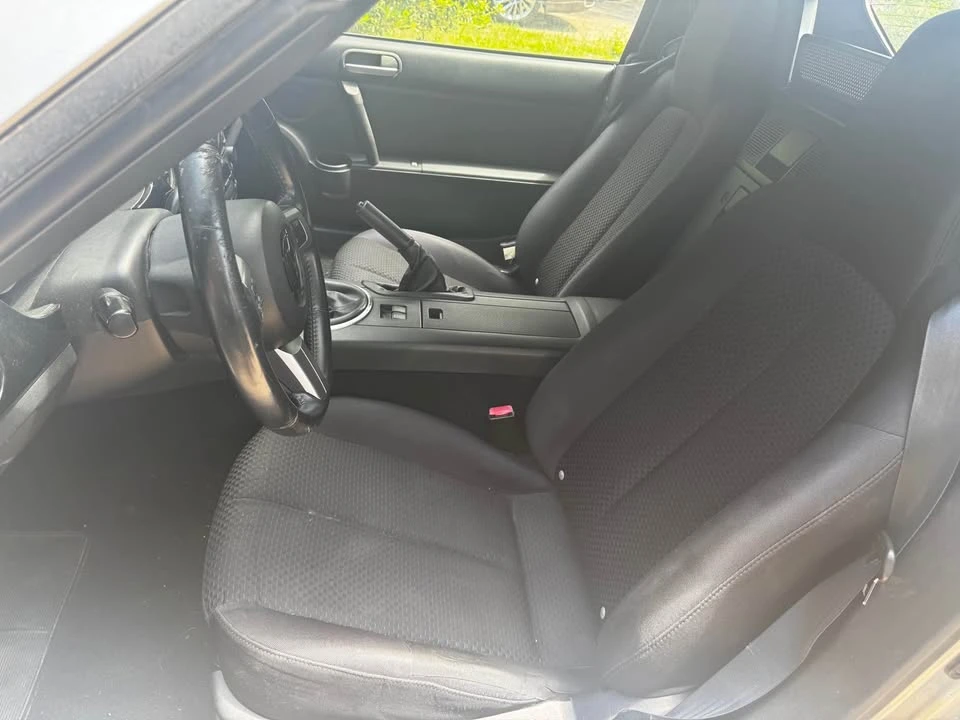 2006 Mazda NC MX-5 Miata - Image 5 of 6