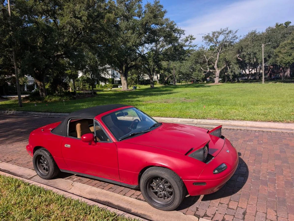 1995 Mazda NA MX-5 Miata - Image 6 of 8