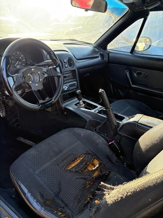 1997 Mazda NA MX-5 Miata - Image 6 of 12