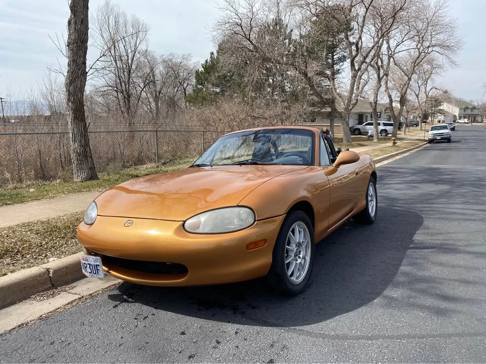 2000 Mazda NB MX-5 Miata - Image 3 of 3