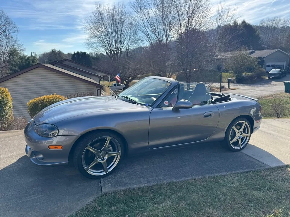 2004 Mazda NB Mazdaspeed MX-5 Miata - Image 7 of 9