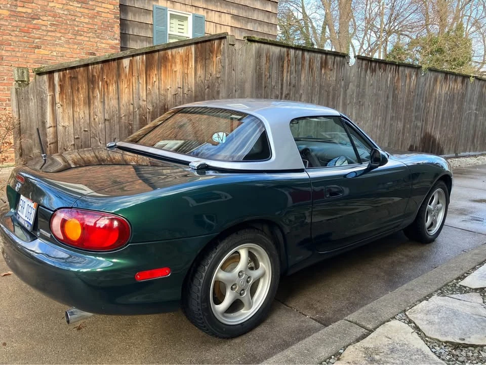 1999 Mazda NB MX-5 Miata - Image 9 of 10