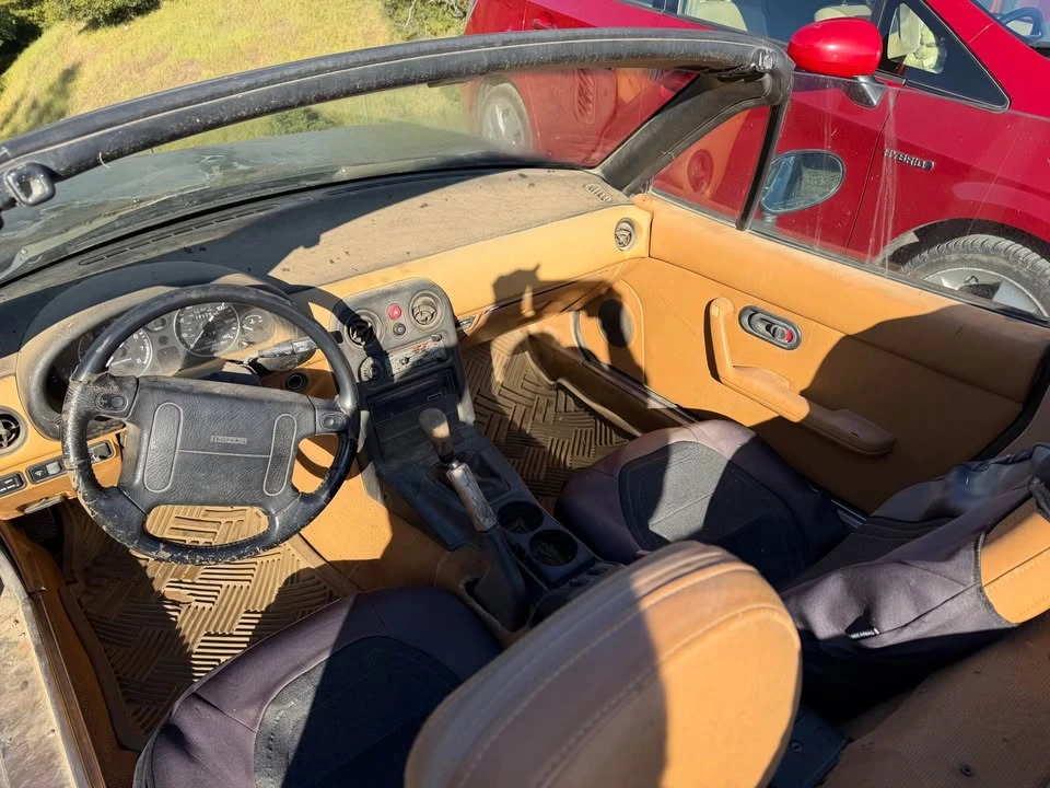 1992 Mazda NA MX-5 Miata - Image 3 of 8