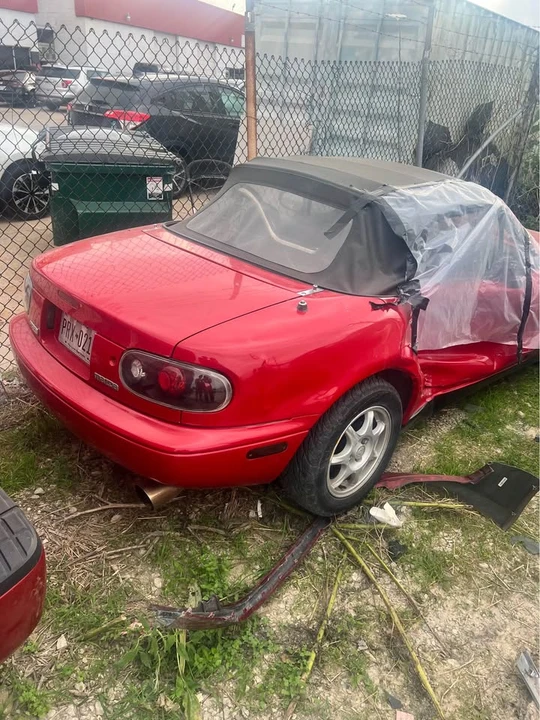 1997 Mazda NA MX-5 Miata - Image 10 of 10