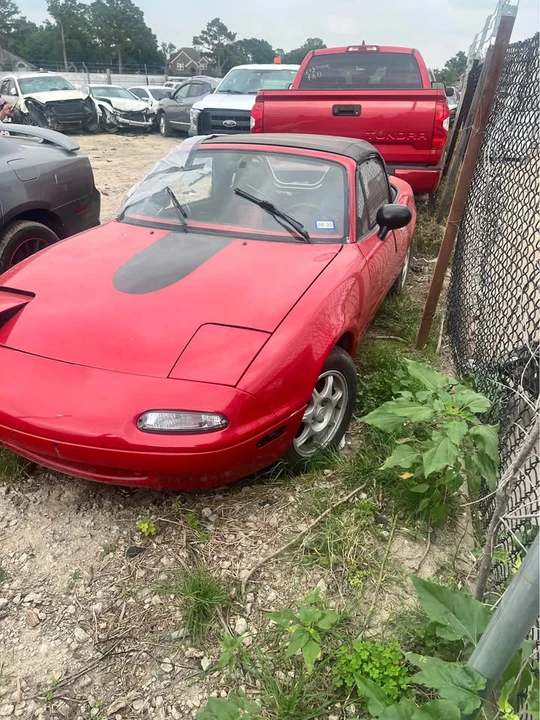 1997 Mazda NA MX-5 Miata - Image 2 of 10