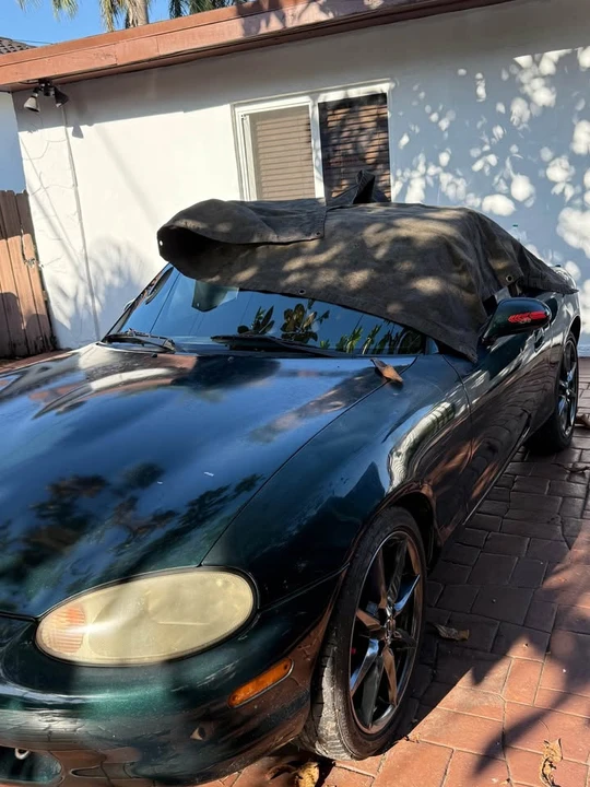 2000 Mazda NB MX-5 Miata - Image 2 of 3